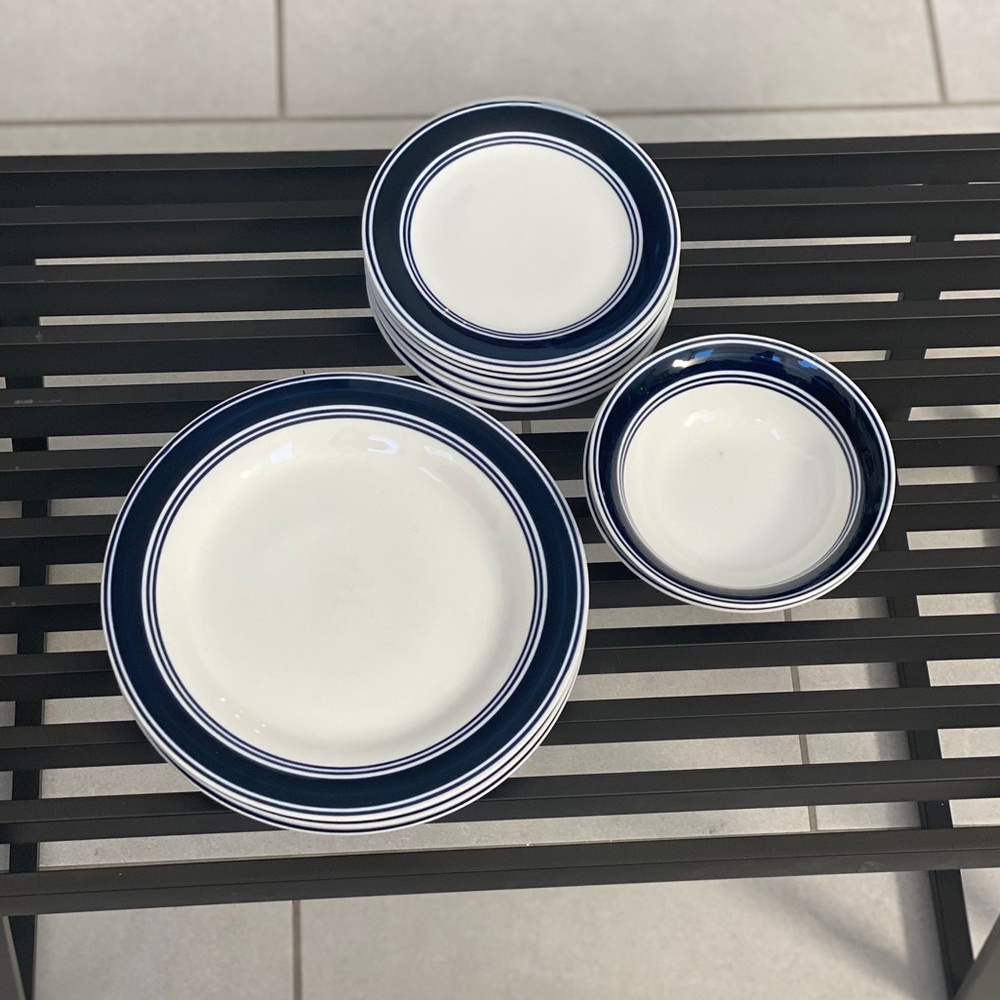 Essential Mealtime Dinnerware Place Set 6 + Bonus - Picture 5 of 5